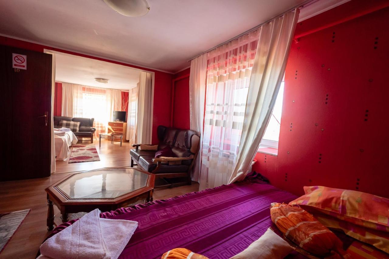 Pension Motanul Galanton Снагов Экстерьер фото